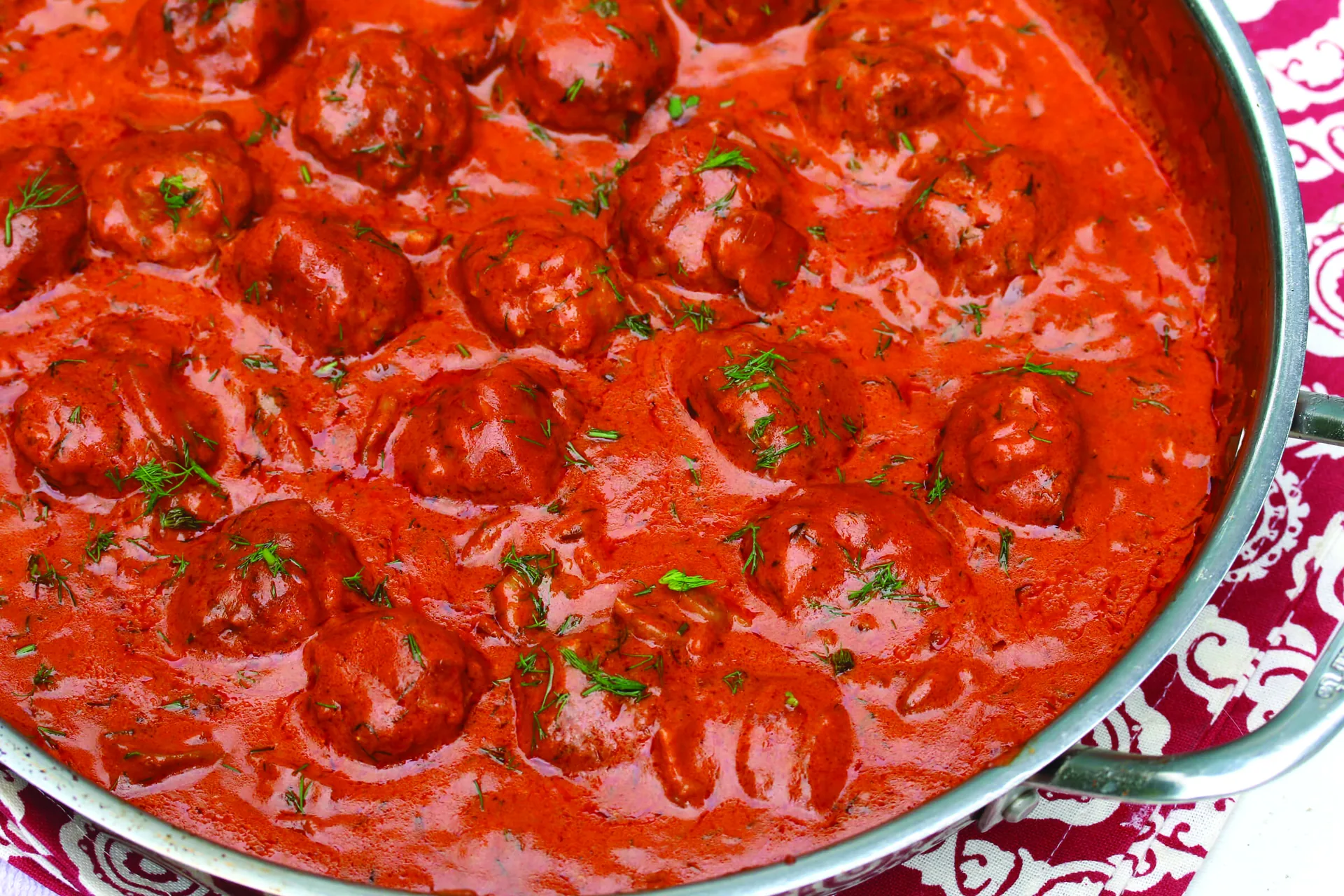 Hungarian Meatballs background image